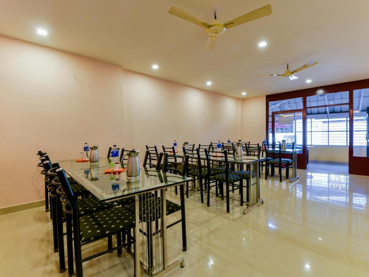 Thomson Regency Hotel Alwaye Kültér fotó